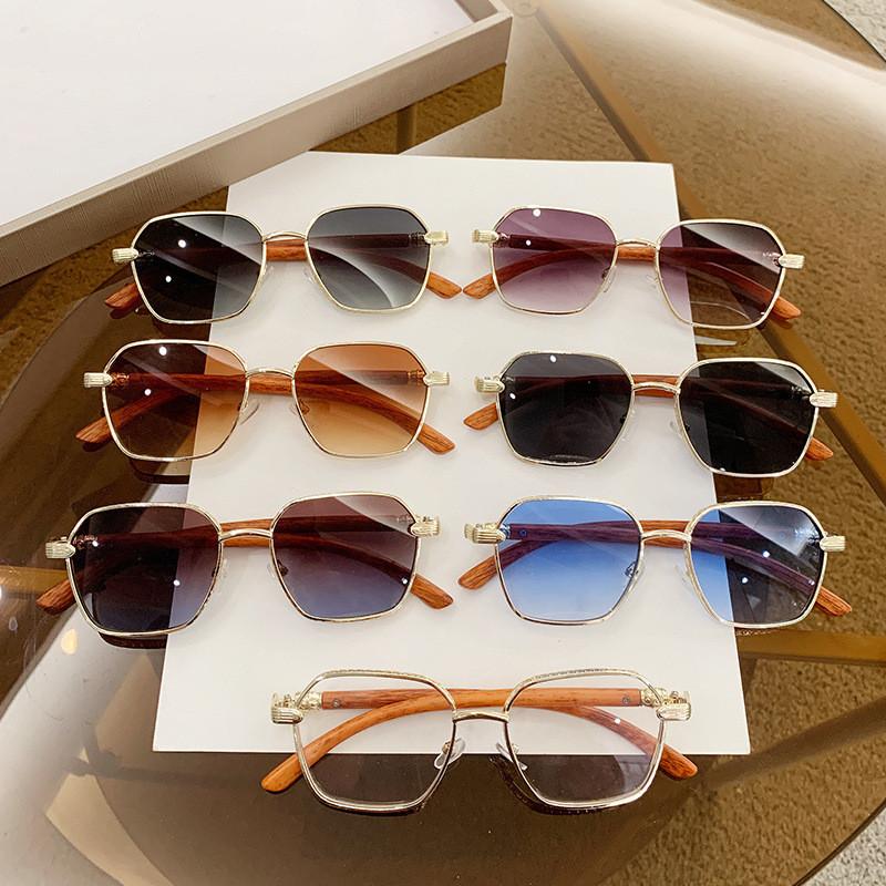 New Woodentexture Metal Sunglasses With Gray Lenses For Sun Protection And Fashion Style