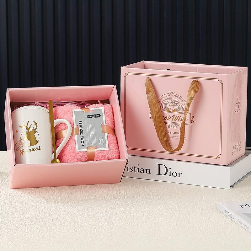 May Day Employee Gift & Full Moon Banquet Souvenir Set