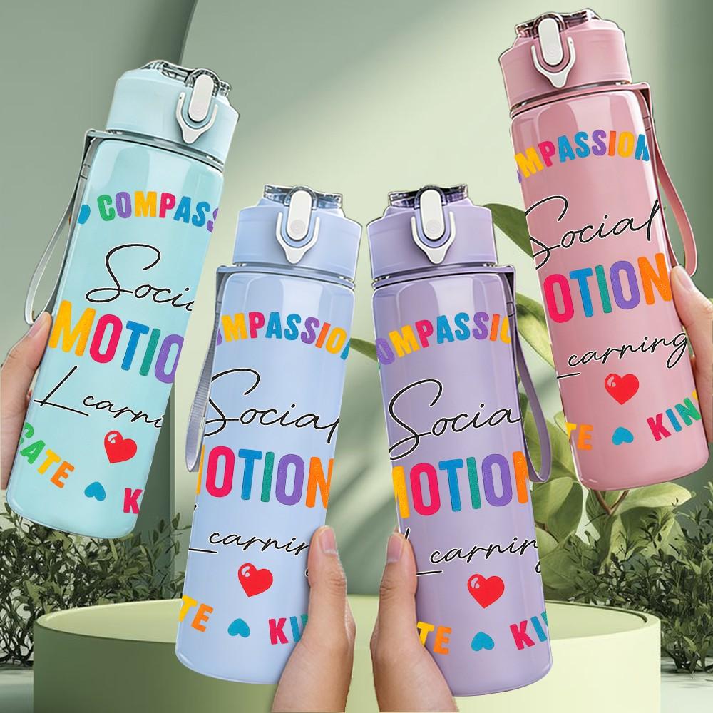 1PC Special Emotional Learning Quote Print 750ml Color Plastic Sports Water Bottle Leakproof Flip Straw Lid Suitable for Sports Office Home Use