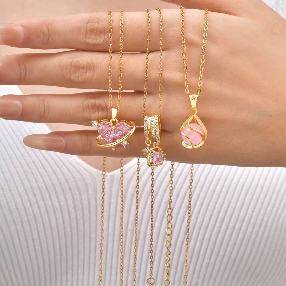 Vnox Elegant Cubic Zirconia Pendant Necklace for Women Girls, Fashion Pink Crystal Charm Heart Jewelry Valentine's Day Gifts New