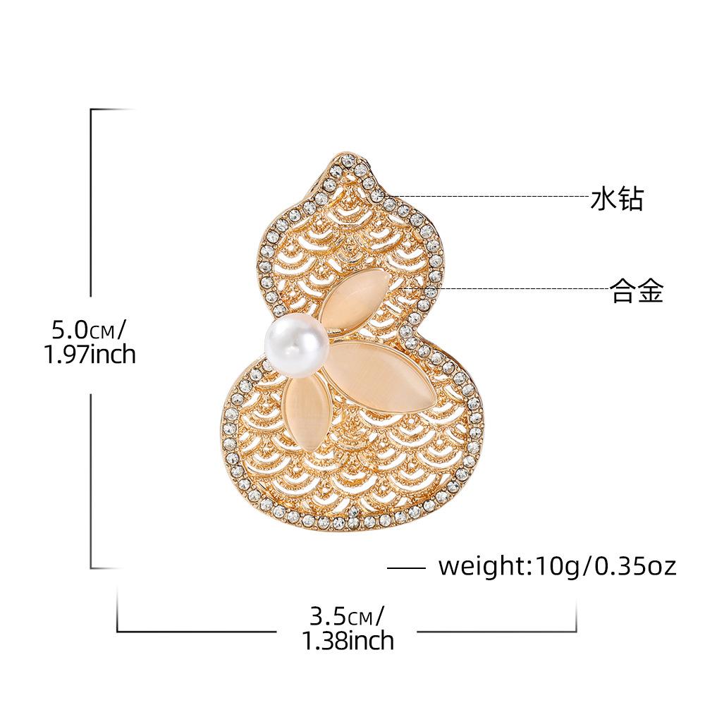 Hollow gourd brooch light luxury versatile high sense niche new corsage pin jewelry women's accessories