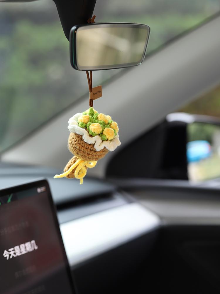Woolen Rose Car Air Freshener Pendant - Rearview Mirror Ornament for Girls' Car Interior Decoration