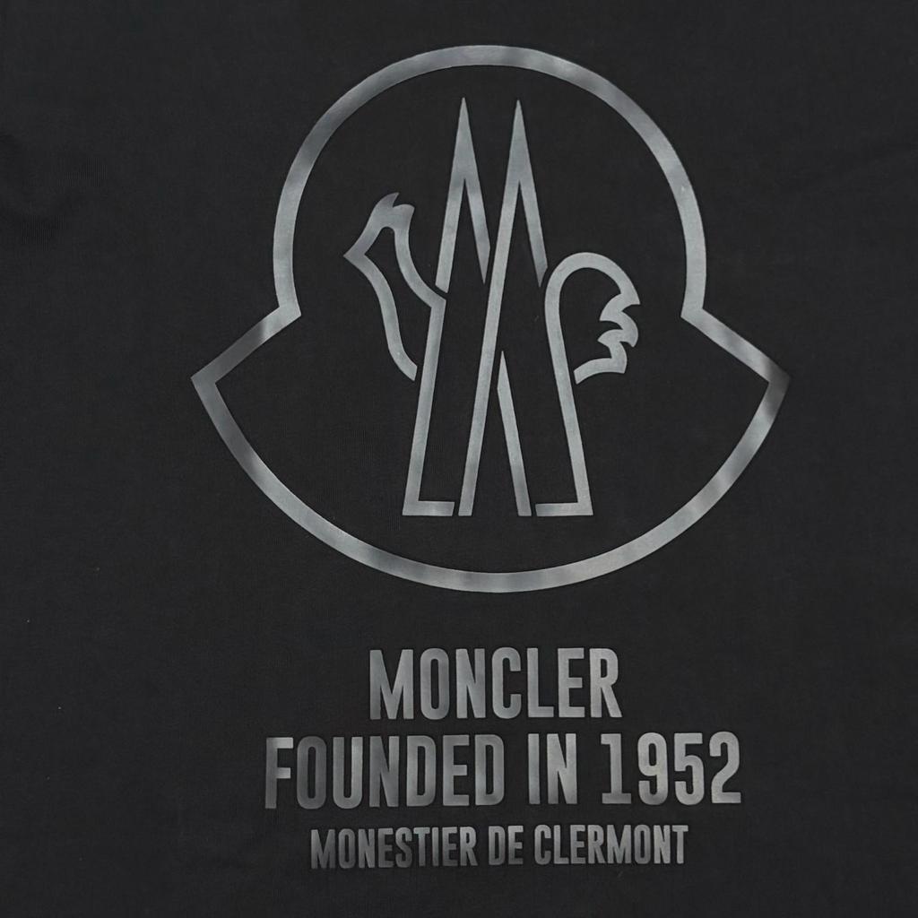 MONCLER Front logo T-Shirt Black Men's Size S Model H10918C000298390T