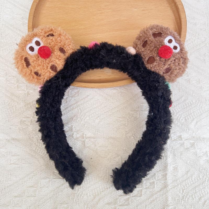 Cartoon Cookie Biscuit Plush Headband for Women - Cute & Funny Face Washing, Makeup Hair Accessory for Autumn/Winter