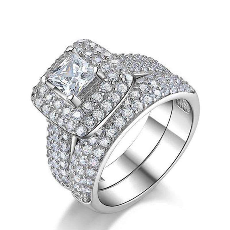 Luxury Fashion Wedding Bands with Round Full Diamonds for Men & Women