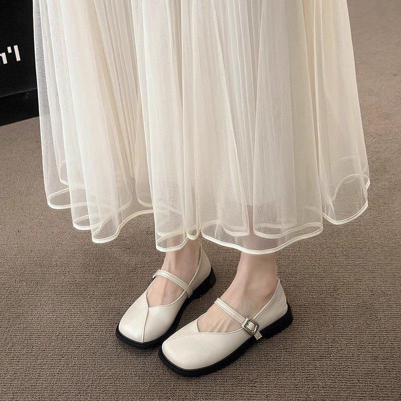 Japanese Mary Jane Single Shoes Women's 2025 Autumn New Fashionable Simple and Versatile Casual Flat Bottom Square Beanie Shoes