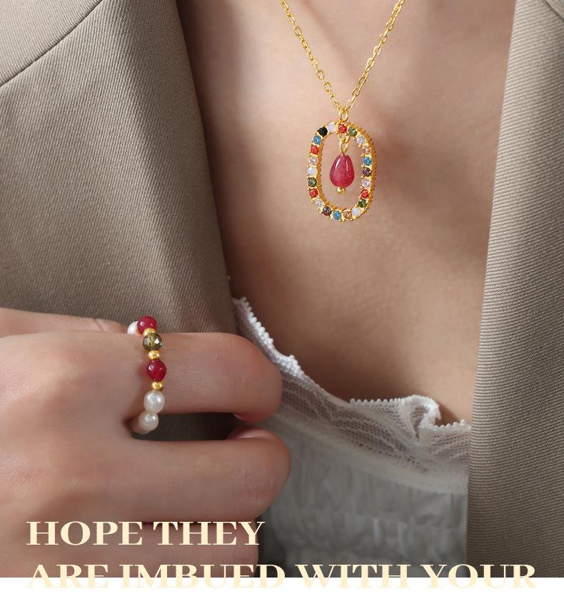 Natural Agate & Czech Diamond Pendant Necklace, 18K Gold Titanium Steel Versatile Collarbone Chain Jewelry