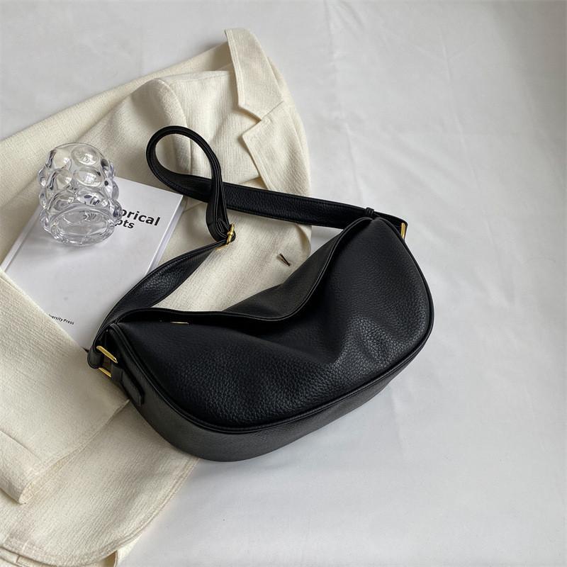 Trendy Designer Dumpling Bag Women s Fall Winter Fashion Crossbody Bag