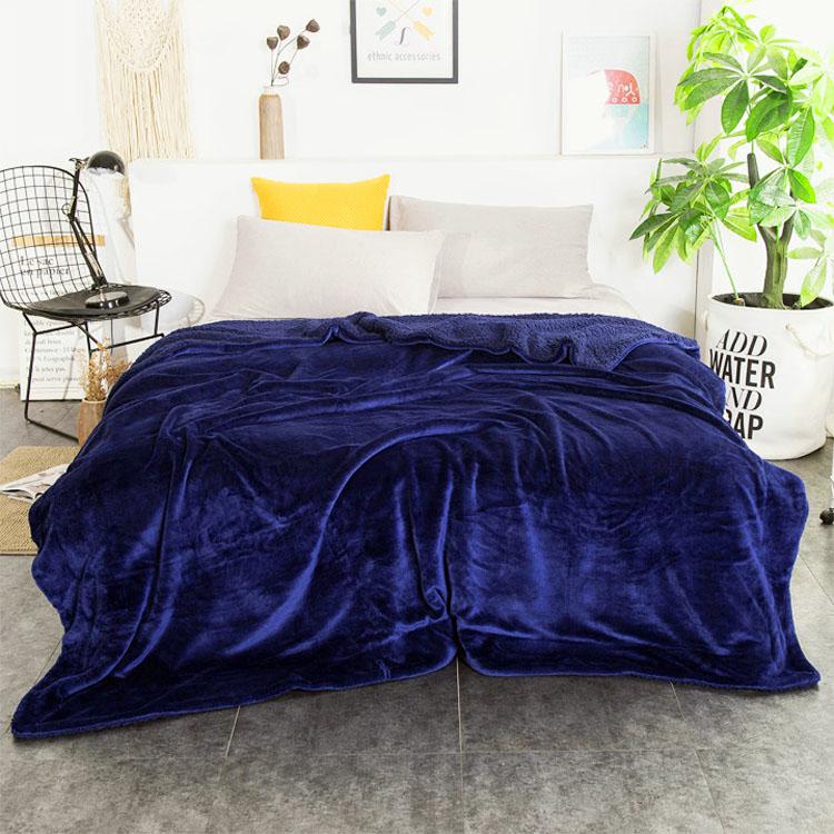 Fleece Bed Blanket Oversize Super Soft Warm Thick Plush Wearable Throw Weight Cozy Outdoor Throw Sherpa Blankets