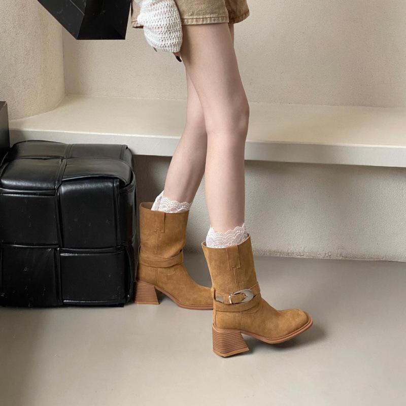 Korean version of thick heel heightening medium boots 2025 belt buckle small western boots women's autumn and winter loose pleated Martin boots