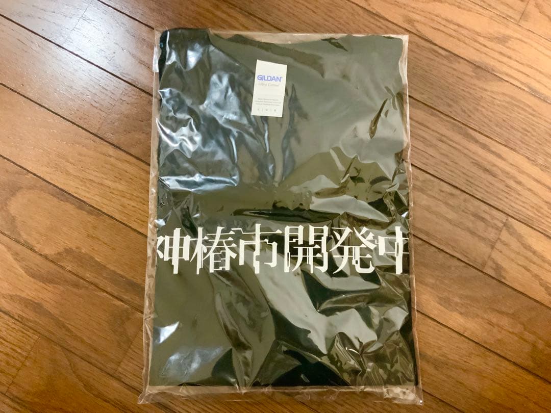 

[USED] Kamitsubaki City is under construction. Kamitsubaki Crowdfunding T-shirt Kafu