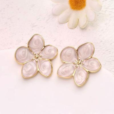 Creative Drop Oil Stainless Steel Petal Stud Earrings for Women Vintage Elegant Simple Flower Earrings Daily Versatile Jewelry