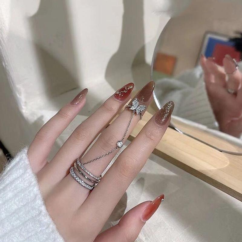 Mote Sølvfarge Diamant Butterfly Chain Ring For Kvinner Menn Rosa Hjerte Nøkkellås Dusk Finger Ringer Sett Trendy Smykker Gave