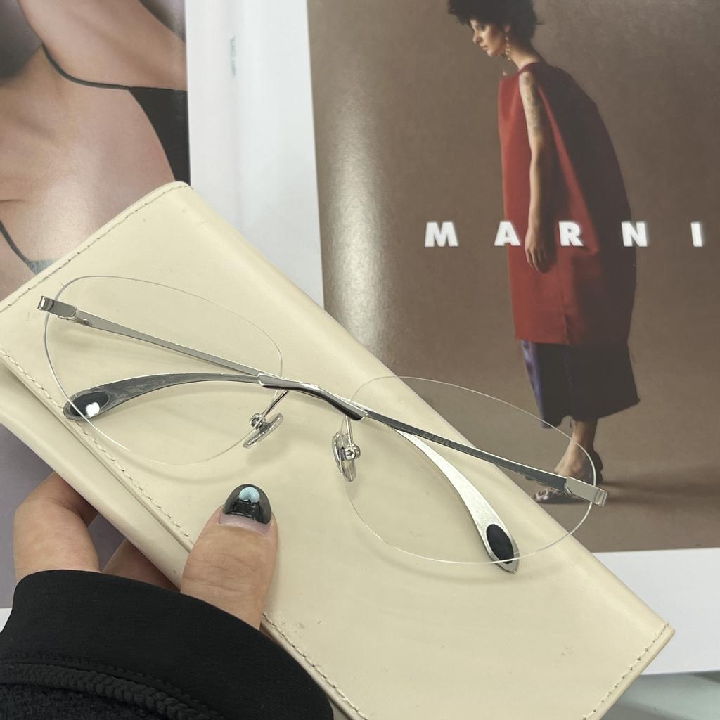 New Y2K Sunglasses for Women Rimless Luxury Brand Sun Glasses Future Korean Styles Cat Eye Frame Anti UV400 Glasses