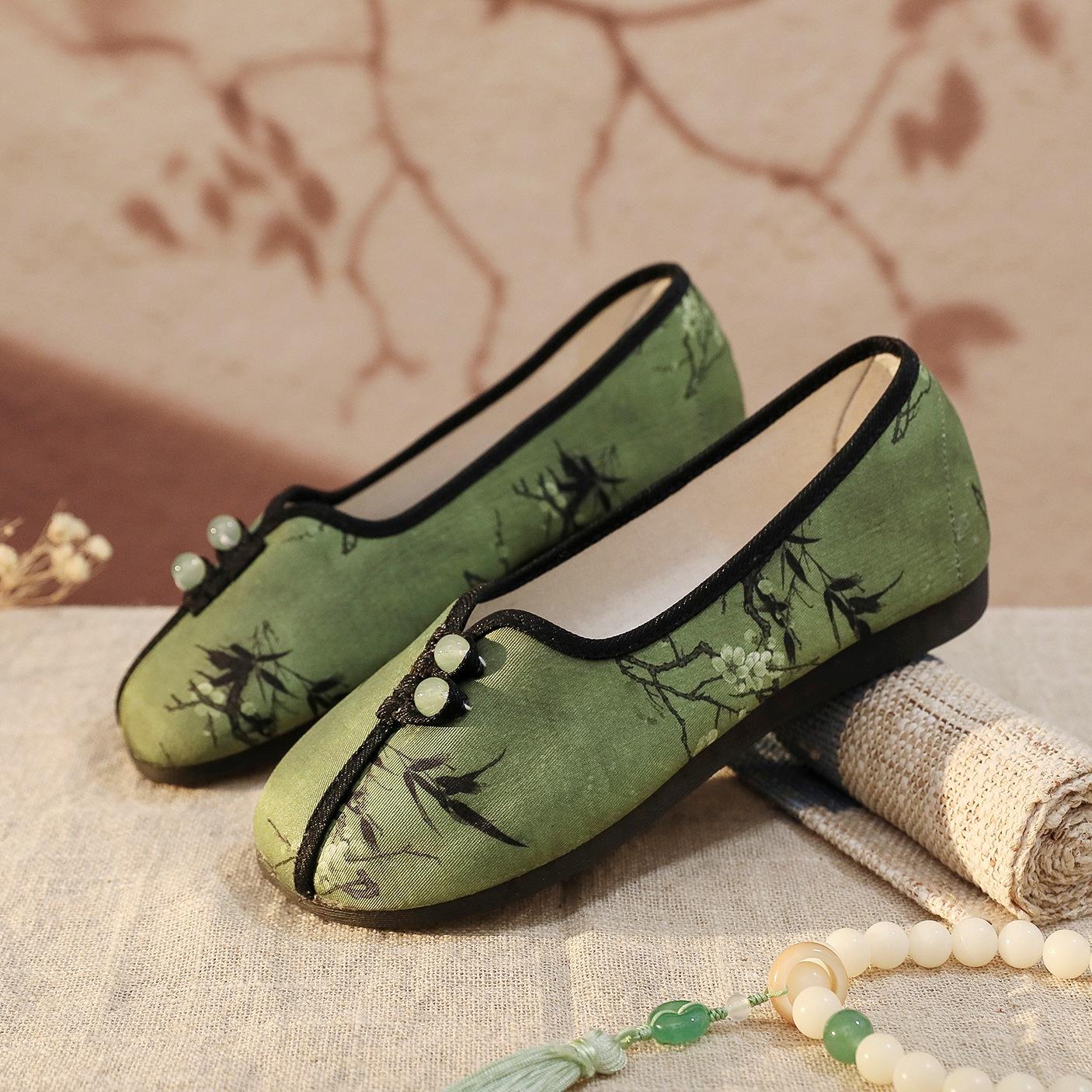 

2024 весна и лето новая обувь с принтом в национальном стиле старый Пекин обувь из ткани с вышивкой с неглубоким вырезом национальный стиль плоская подошва женская ханьфу ш 37 зелёный