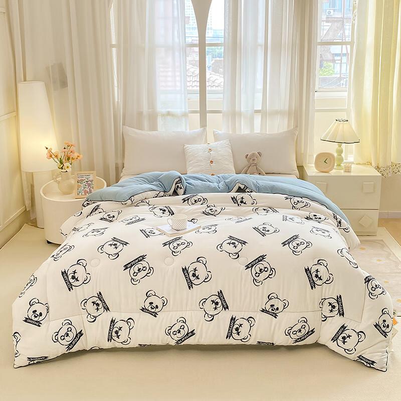 

Manisi WJ A-Class Washable Nine-Hole Fiber Quilt 150x200cm, 3 Jin