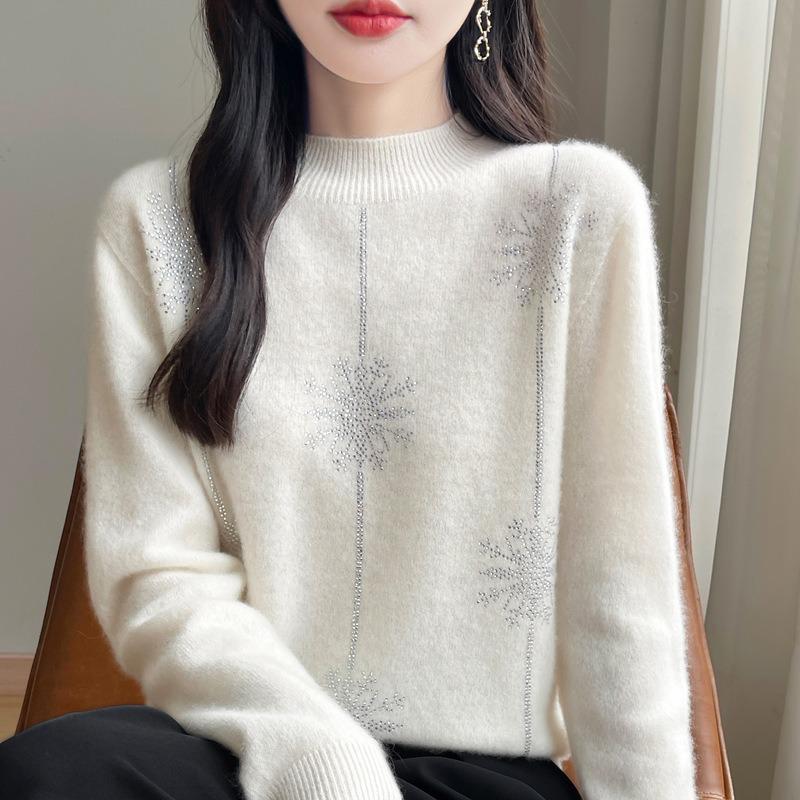 Women's Knitted Sweater with Inlaid Diamonds - Half-High Collar, Heavyweight for Autumn/Winter, Christmas Inner Wear.