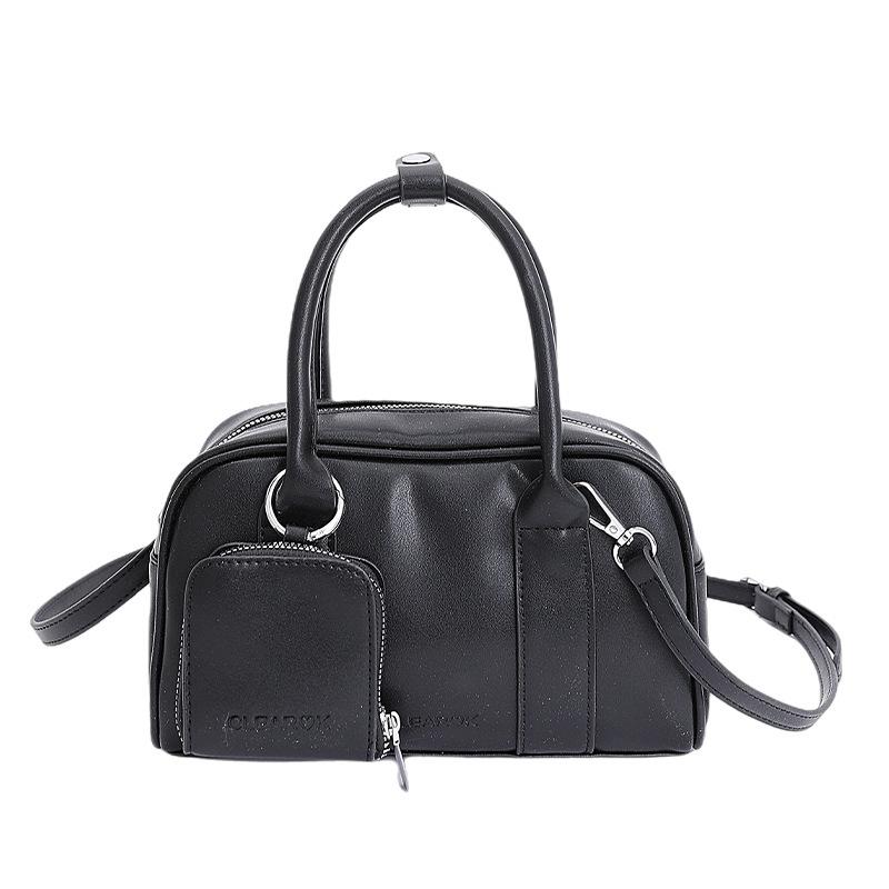 Going out small bag women's 2025 new crossbody pillow bag autumn and winter popular fashion Boston bag shoulder bag