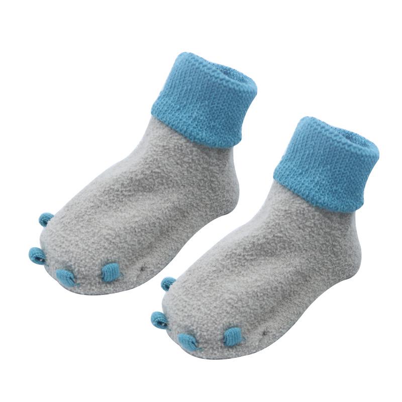 Kids' Mid-Calf Non-Slip Socks: Breathable & Creative Design for Boys and Girls