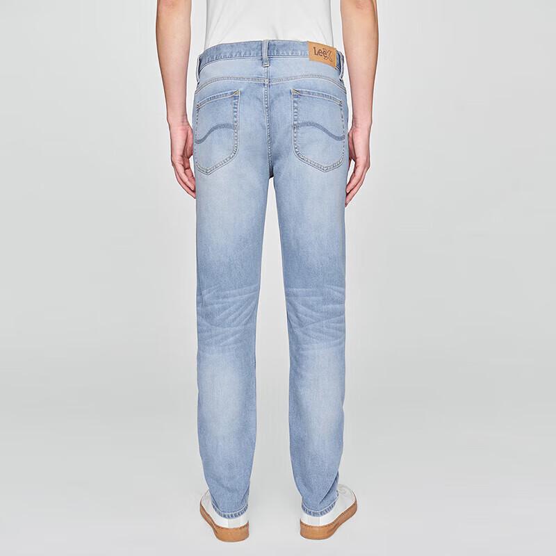 Lee Men's Cool-Feel Mid-Waist Straight Jeans