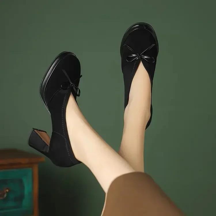 New Roundness High Heels with Suede and Bow Single Shoes with A Slip-on Light Casual Women Shoes Stylish and Comfortable