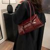 High End Burgundy Oil Wax Leather Underarm Bag Elegant Women's Magnetic Buckle Shoulder Bag Commuter Versatile Ladies Tote Bag CLE