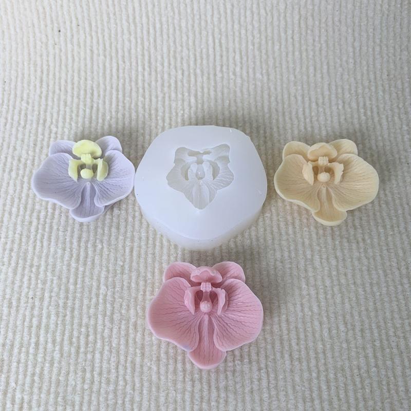 3D Butterfly Orchid Silicone Candle Mold Aromatherapy Gypsum Soap Mold Paper Cup Cake Soft Candy Candle Decoration Baking Mold