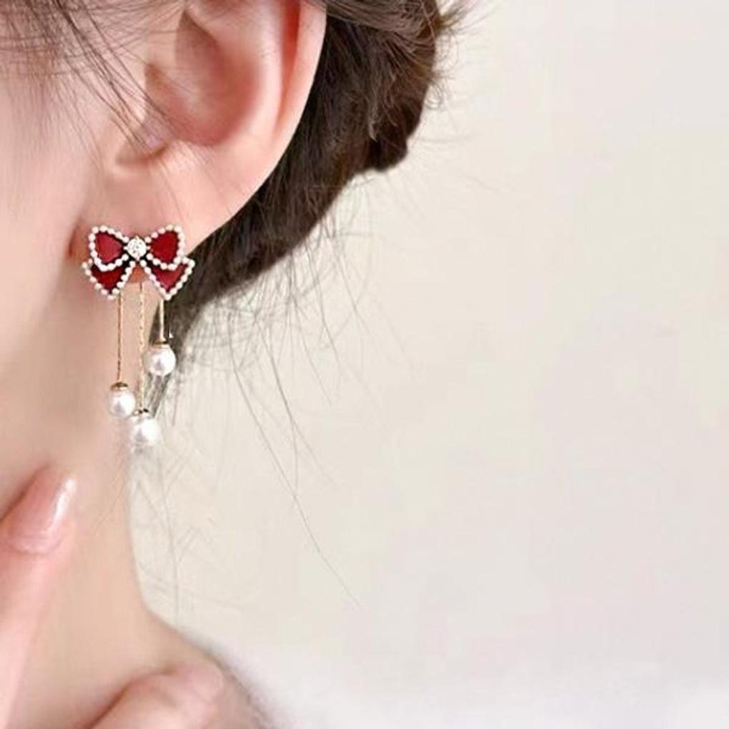 Women's Three Pearl Drop Mini Ribbon Earrings [Silver Needle]