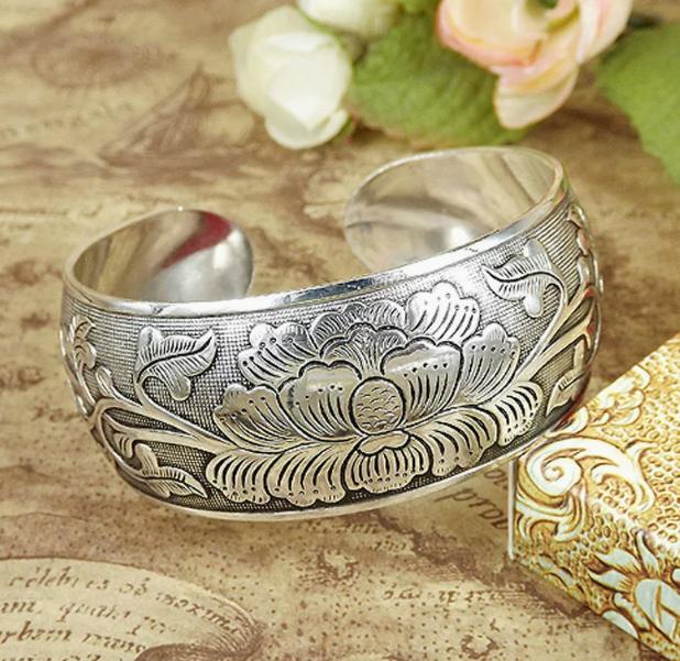 Vintage Open Adjustable Antique Tone Plated Alloy Bracelet for Women