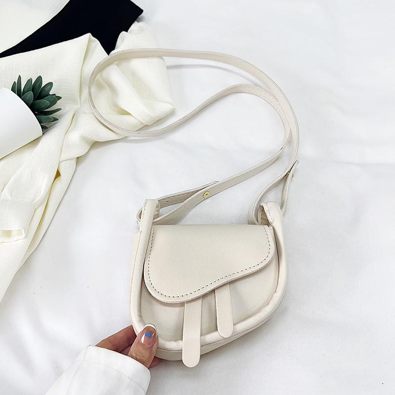 Stylish Black Beige Yellow Pink Green Pu Saddle Bag For Casual Daily Use