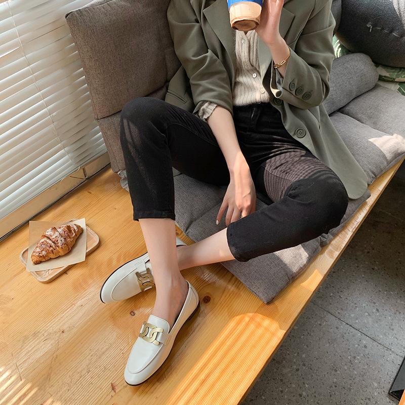 

Sheepskin~ Su Yinyin s same British style small leather shoes for women s retro horse buckle flat bottom one pedal lazy loafers 36