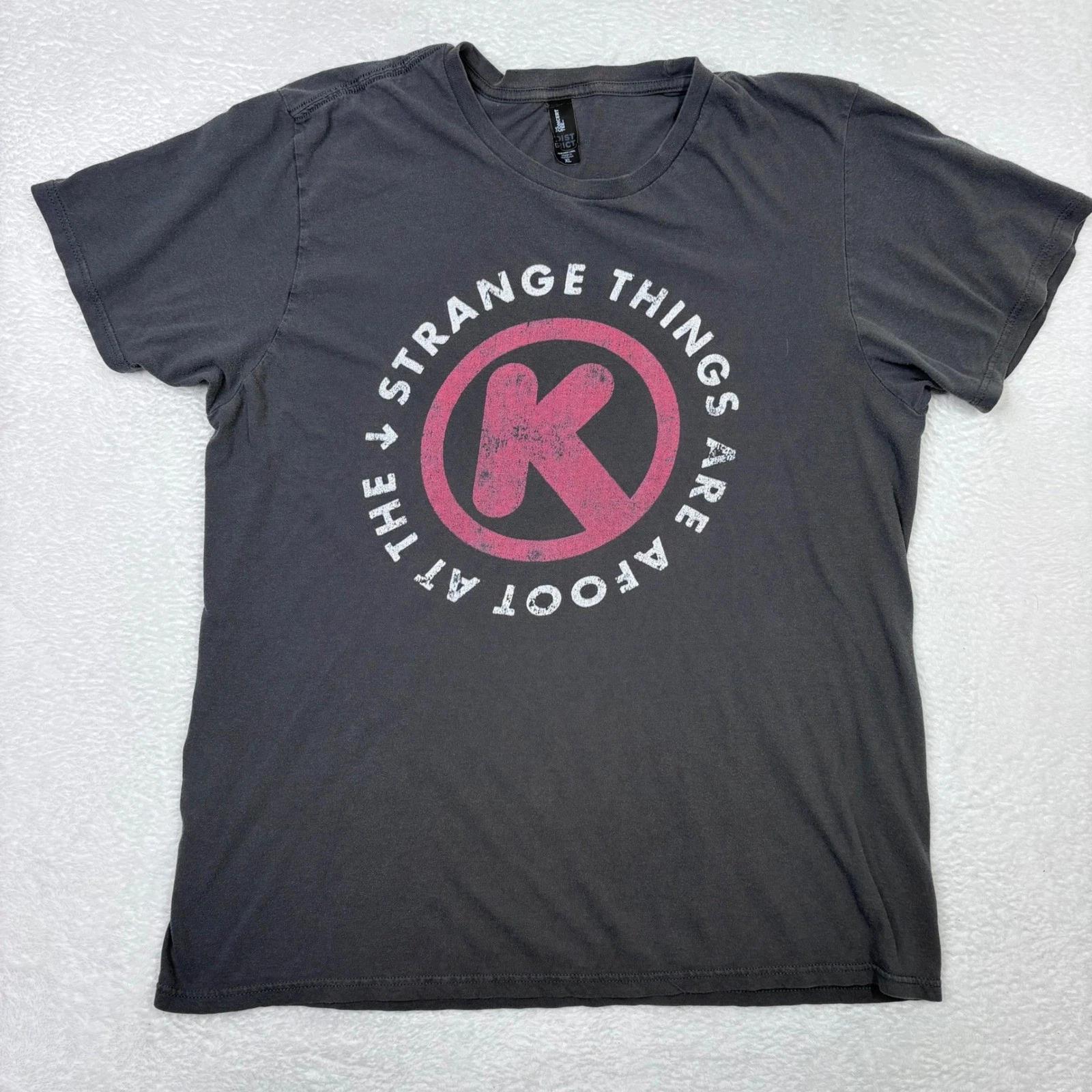 Novelty Bill & Teds Circle K Strange Things Are Afoot Graphic T-Shirt Gray XL M