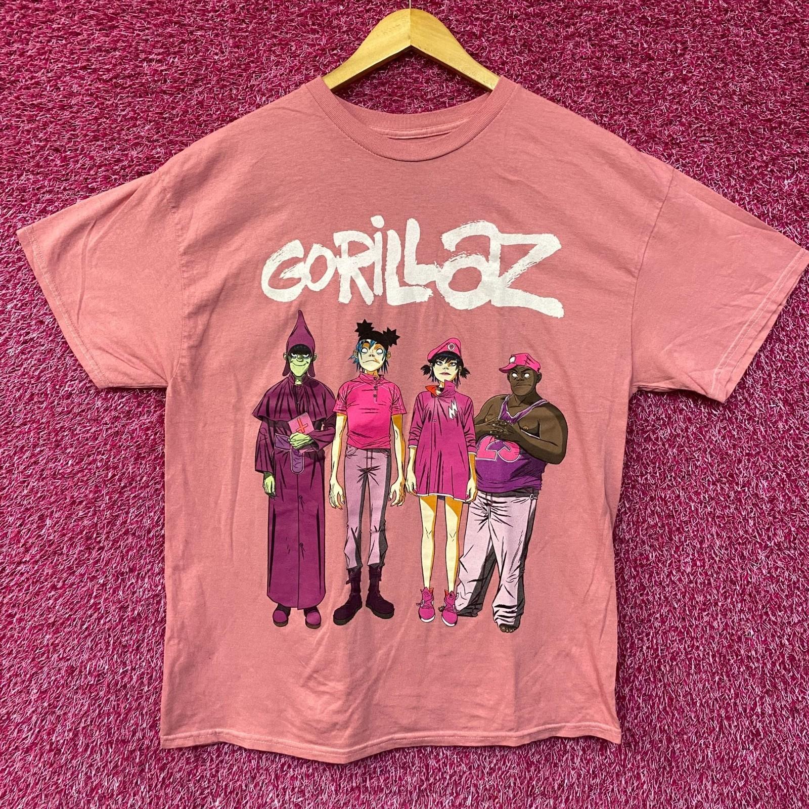 Gorillaz Cracker Island Стоящая группа Розовая футболка 2XL