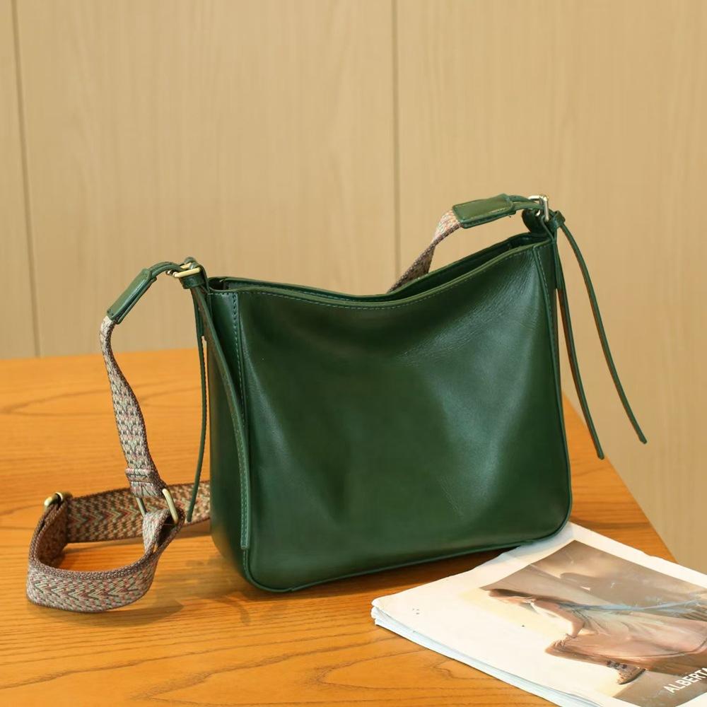 Genuine Leather Women's Bag Luxury Designer Shoulder Bag Vintage Style High Quality Cowhide Women Crossbody Bags 8803