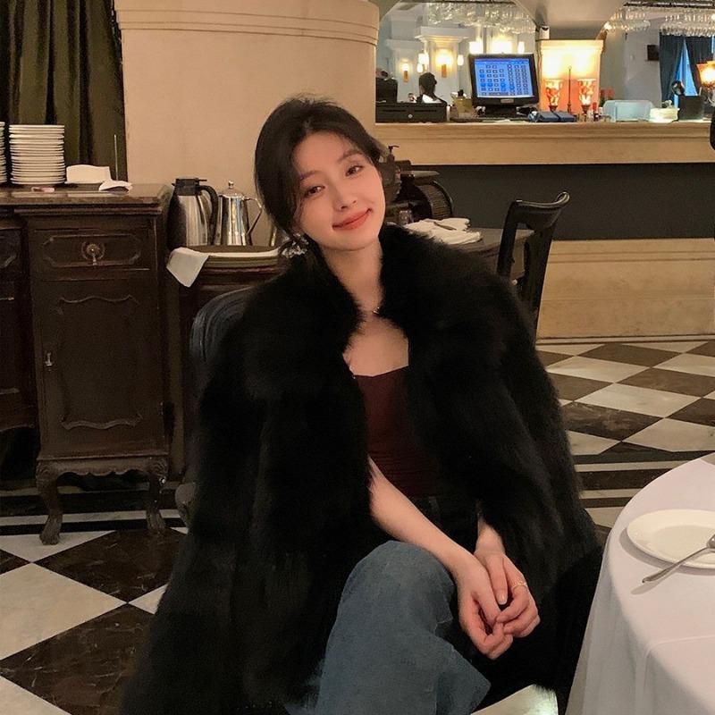 Winter new imitation fox fur coat women's fur coat thickened lapel small man