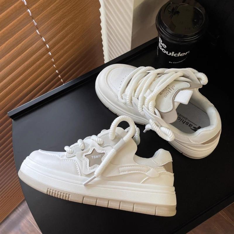 Fashion 2025 Fashion Vulcanized Platform Flat Sneakers Women Casual Sports Canvas Shoes Women Tennis Lolita Running Kawaii Women Shoes