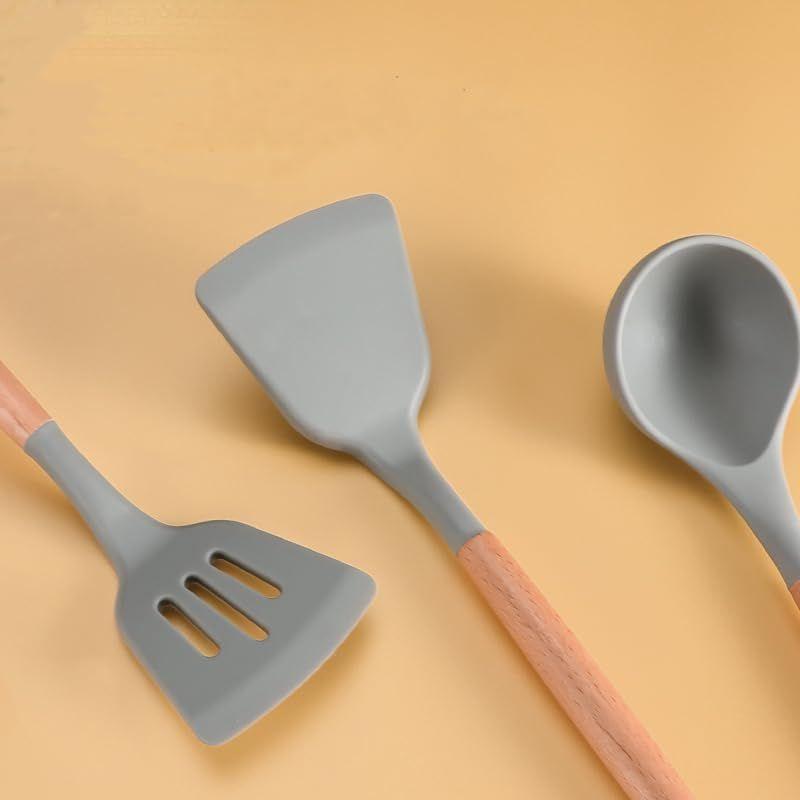 Kitchen Utensils Set, 3 Pcs Non-Stick Silicone Kitchen Cooking Utensils with Wooden Handle, Kitchen Spatula Cookware Utensils Set,