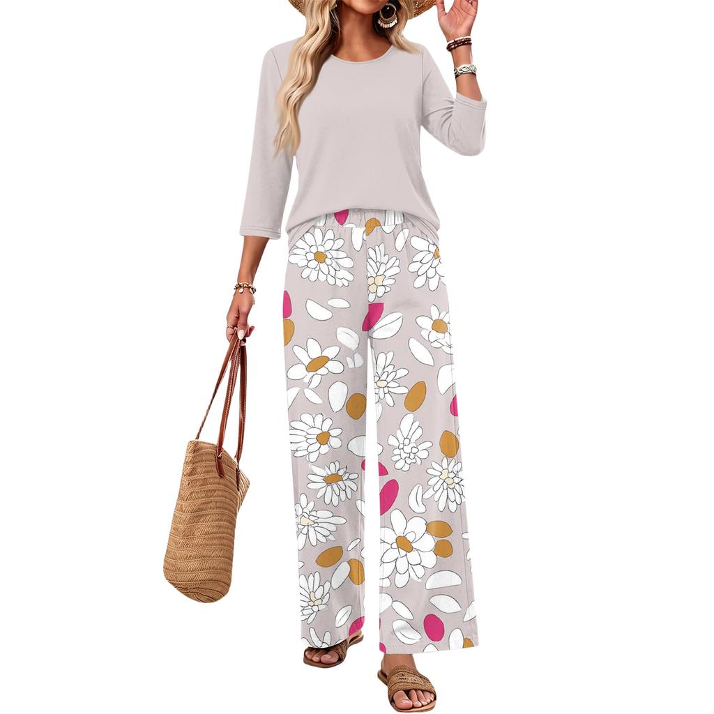 Women's Casual Two Piece Set Loose Fit Round Neck Top with Three Quarter Sleeves and Wide Leg Printed Pants Lounge Wear Set