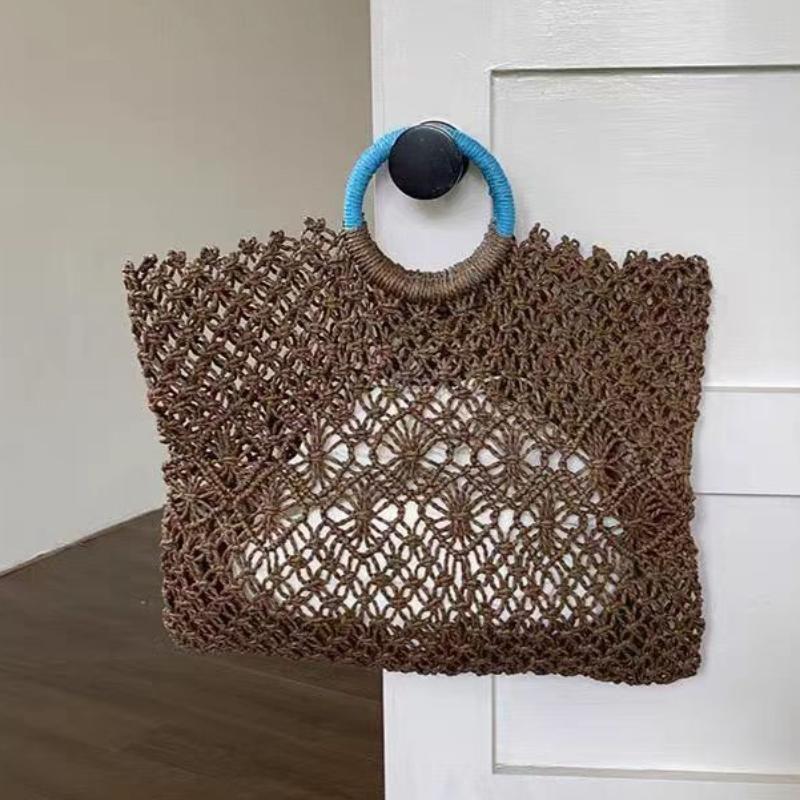 French Light Luxury Woven Bag Fashion Hollow Handbag Niche Design Round Hand-held Square Bags Versatile Gold Silver Holiday Bags