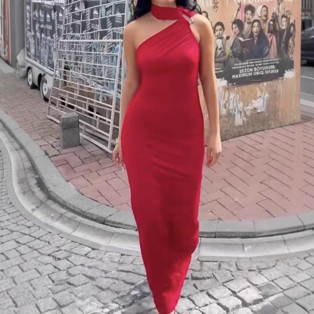 Elegant Slimming Halter Neck Sleeveless Dress for Women