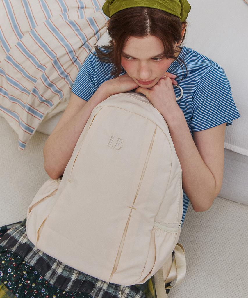 Leneeb Round Slit Backpack Ivory