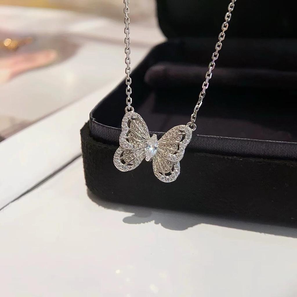 Popular Water Resistant Copper Electroplating Real Gold Butterfly Pendant Necklace for Ladies Girls Women