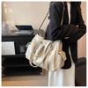 Women's shoulder bag Portable large-capacity tote bag Daily commuter messenger bag Fashion versatile solid color underarm bag