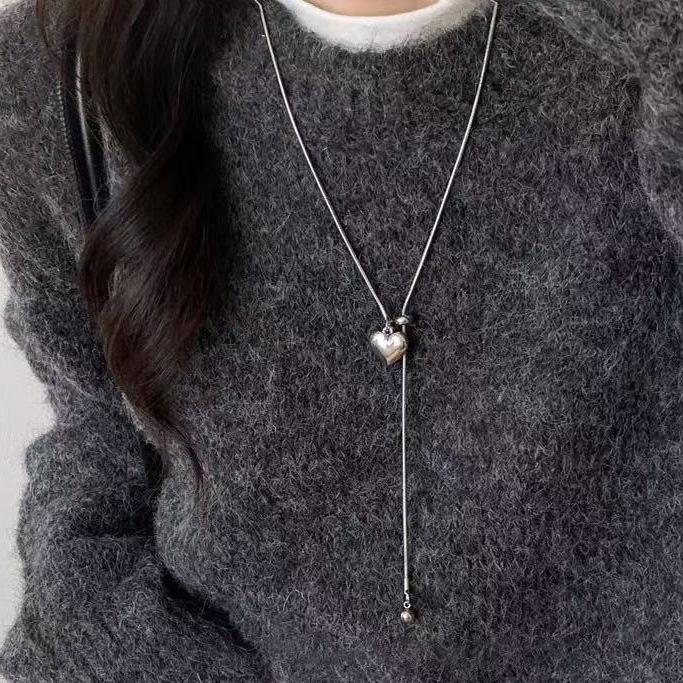 Korean Titanium Steel Pull-out Necklace - Light Luxury Colorfast Sweater Chain for Autumn/Winter Fashion