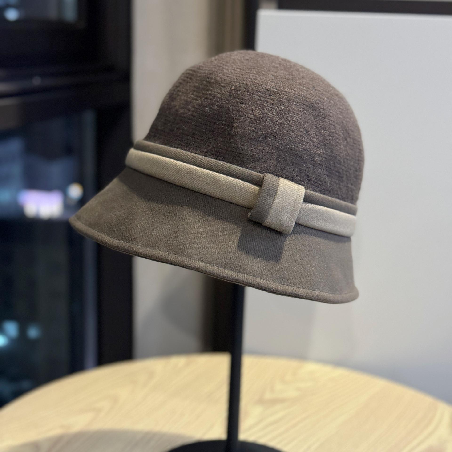 

The new French-style Hepburn-inspired tweed fisherman s hat for women features a wide brim that accentuates the face. It s perfect for autumn and Adult54-60Adjustable коричневий
