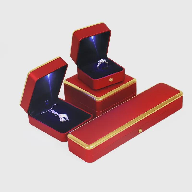 Round LED Jewelry Box with Gold Edge for Rings, Necklaces, and Bracelets