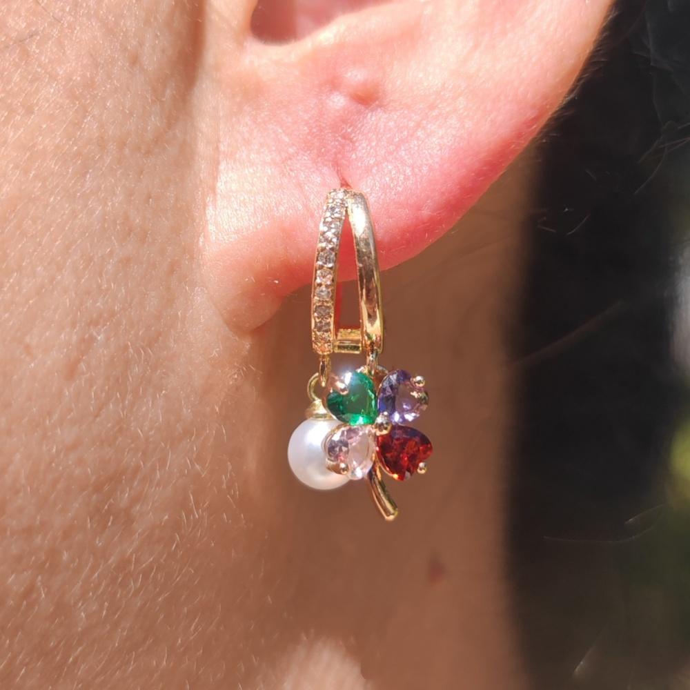 1 Pair Fashion Colorful Four-leaf Clover Zirconia with Imitation Pearls Dangle Earrings for Women Golden Earring Jewelry Wedding Party Accessories