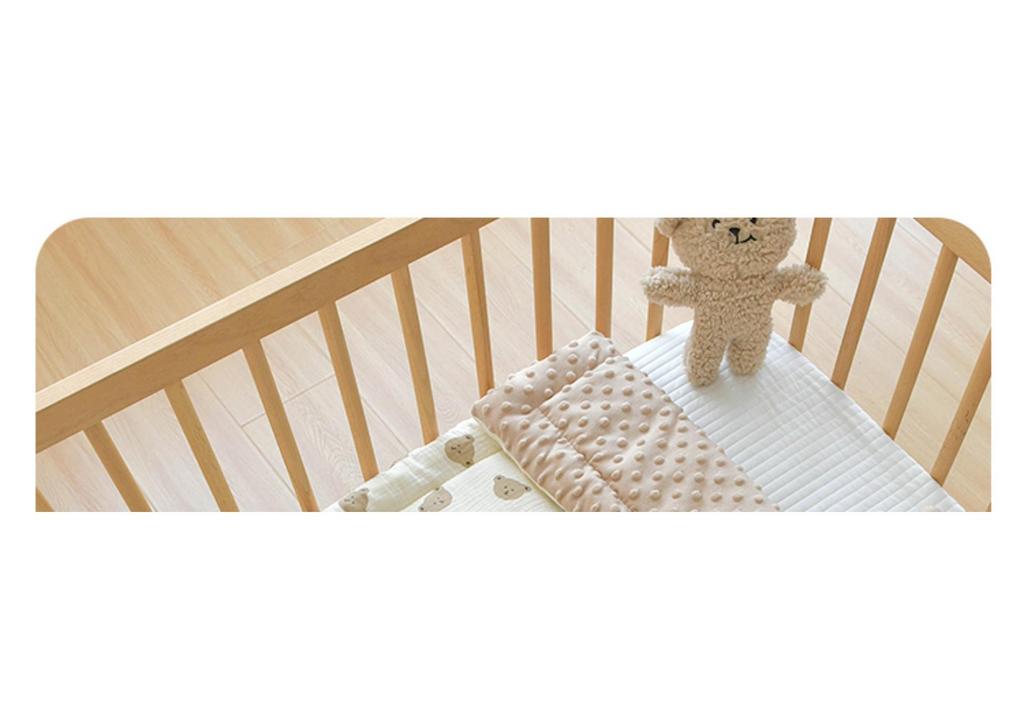 Newborn Pure Cotton Crib Mattress and Quilt Set