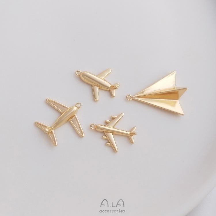 

14K Gold-filled 3D Airplane Charm Paper Airplane Pendant for DIY Bracelet/Necklace Jewelry