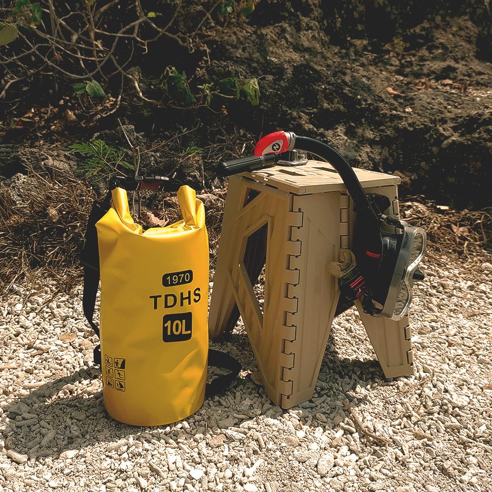 Shuter Folding Step Stool Outdoor Made in Taiwan Stylish Camping Folding Chair Concert Folding Stool Lightweight Chair Step Camping CH-40 (Khaki